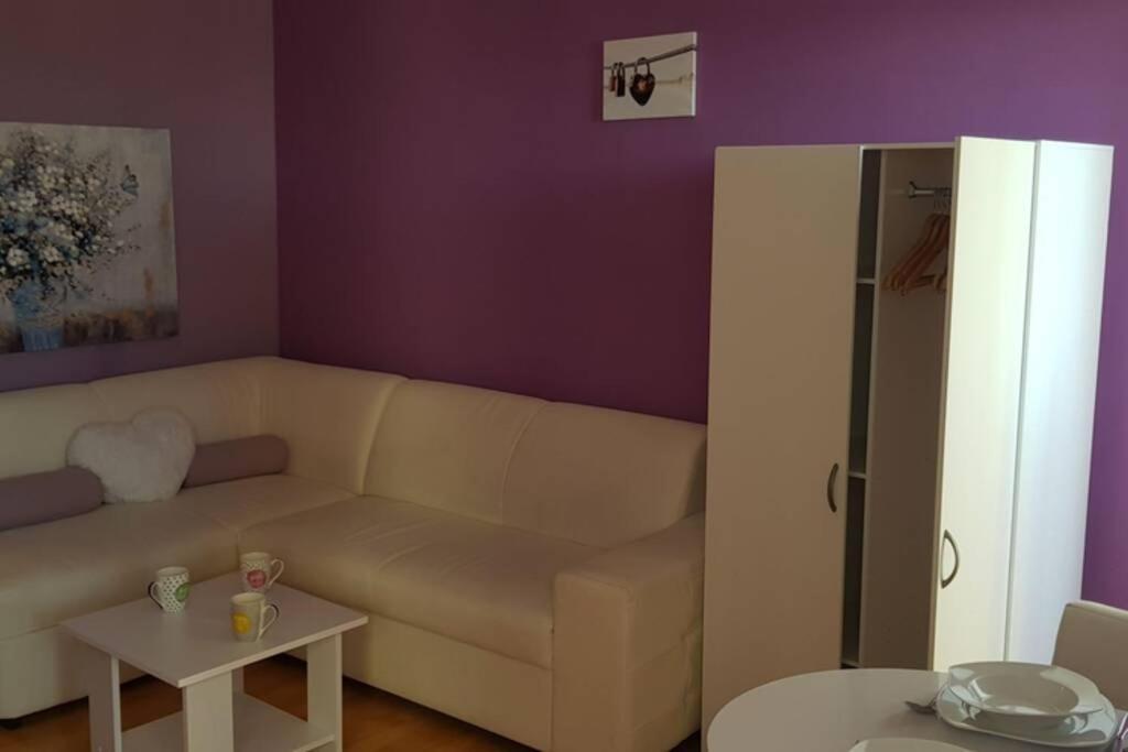 Apartment Kiki, 7Th Floor, With A Sea View, Free Wifi, For 2 Persons Zadar Exterior photo