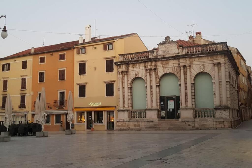 Apartment Kiki, 7Th Floor, With A Sea View, Free Wifi, For 2 Persons Zadar Exterior photo