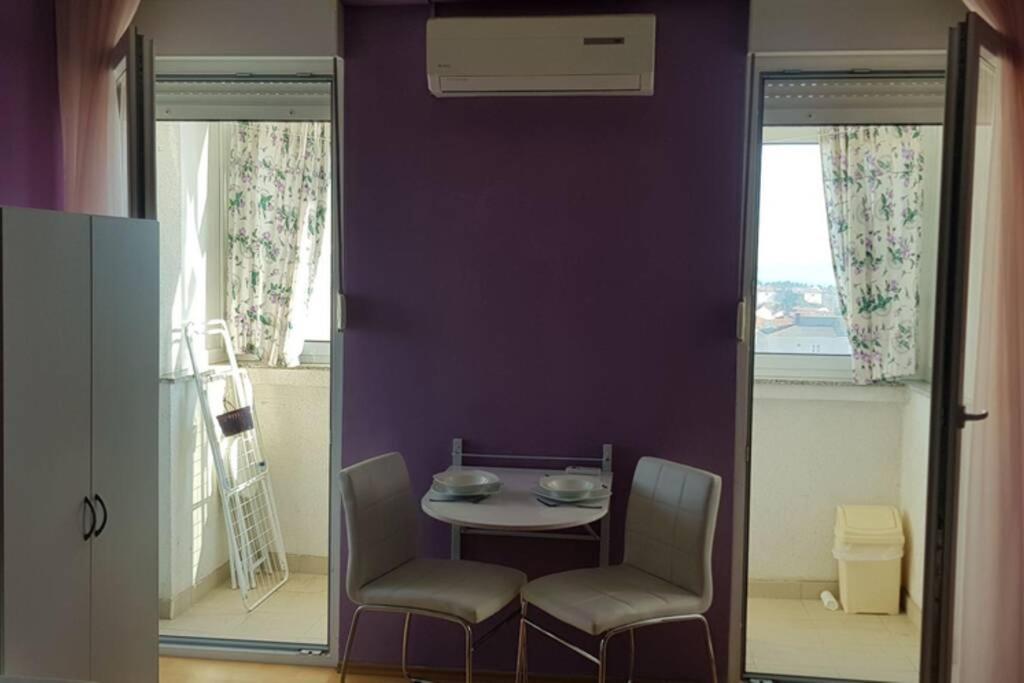 Apartment Kiki, 7Th Floor, With A Sea View, Free Wifi, For 2 Persons Zadar Exterior photo